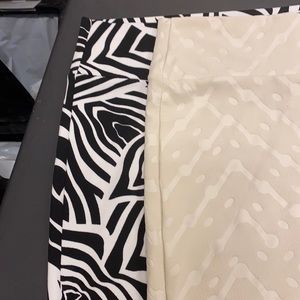 Lularoe bundle skirts black cream